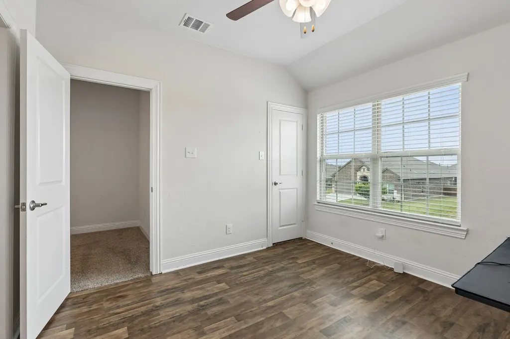 2900 Half Moon Road Aubrey TX 76227