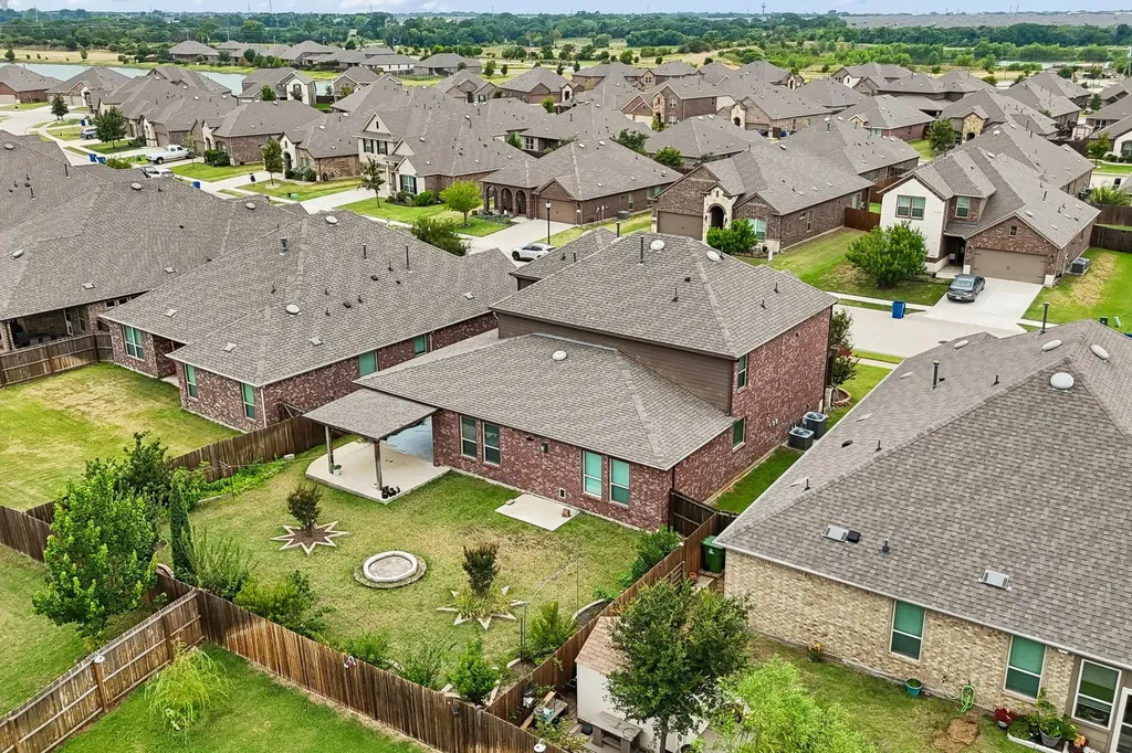 2900 Half Moon Road Aubrey TX 76227