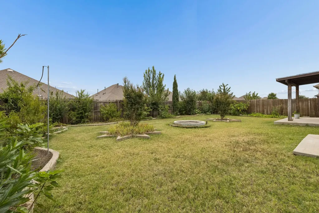 2900 Half Moon Road Aubrey TX 76227