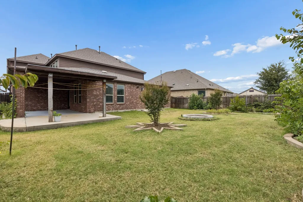 2900 Half Moon Road Aubrey TX 76227