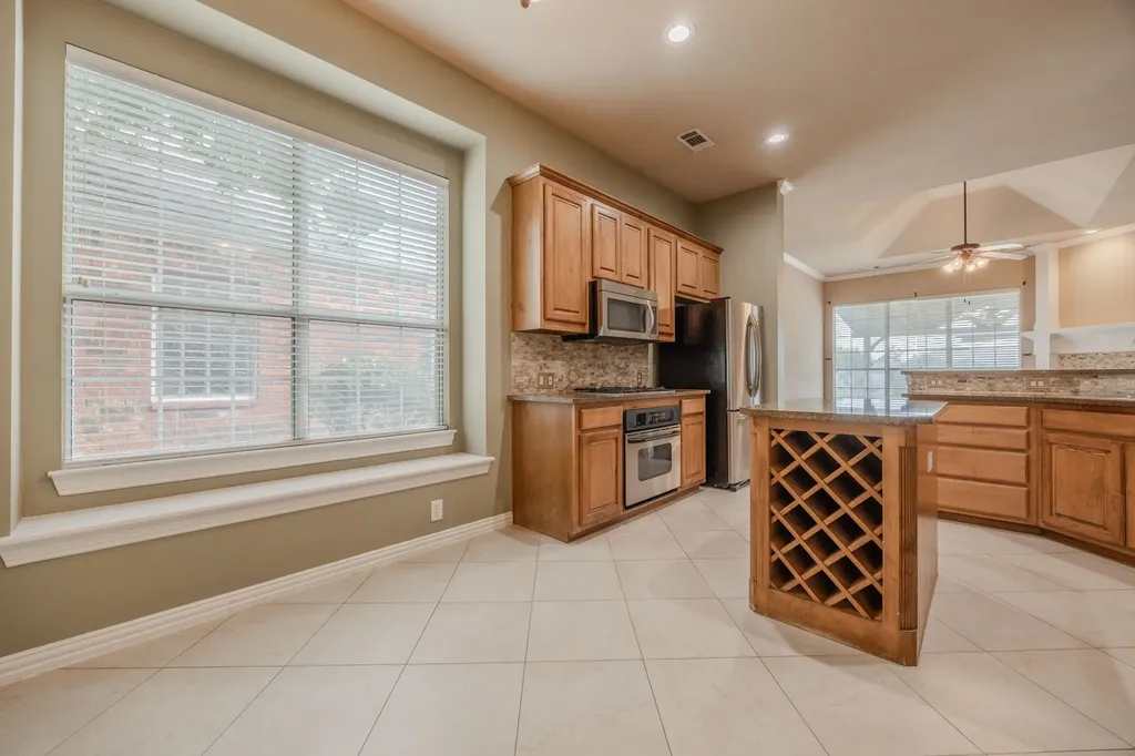 2200 Stone Creek Drive Mckinney TX 75072