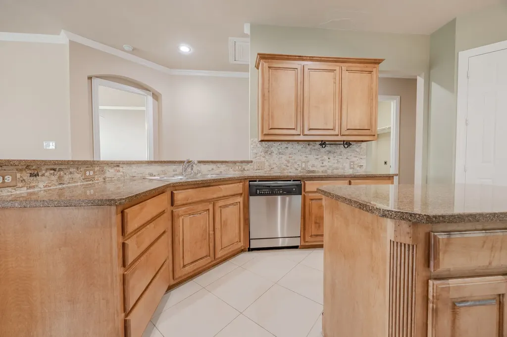 2200 Stone Creek Drive Mckinney TX 75072