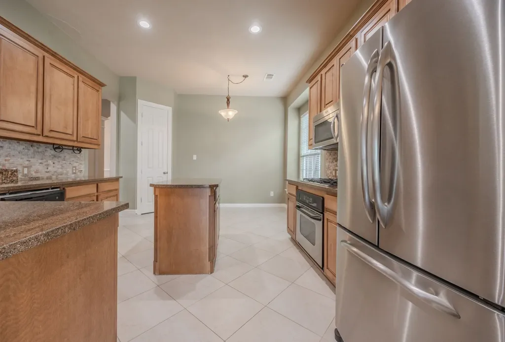 2200 Stone Creek Drive Mckinney TX 75072