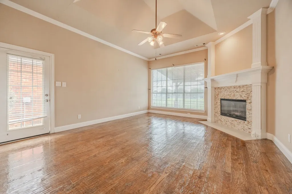 2200 Stone Creek Drive Mckinney TX 75072