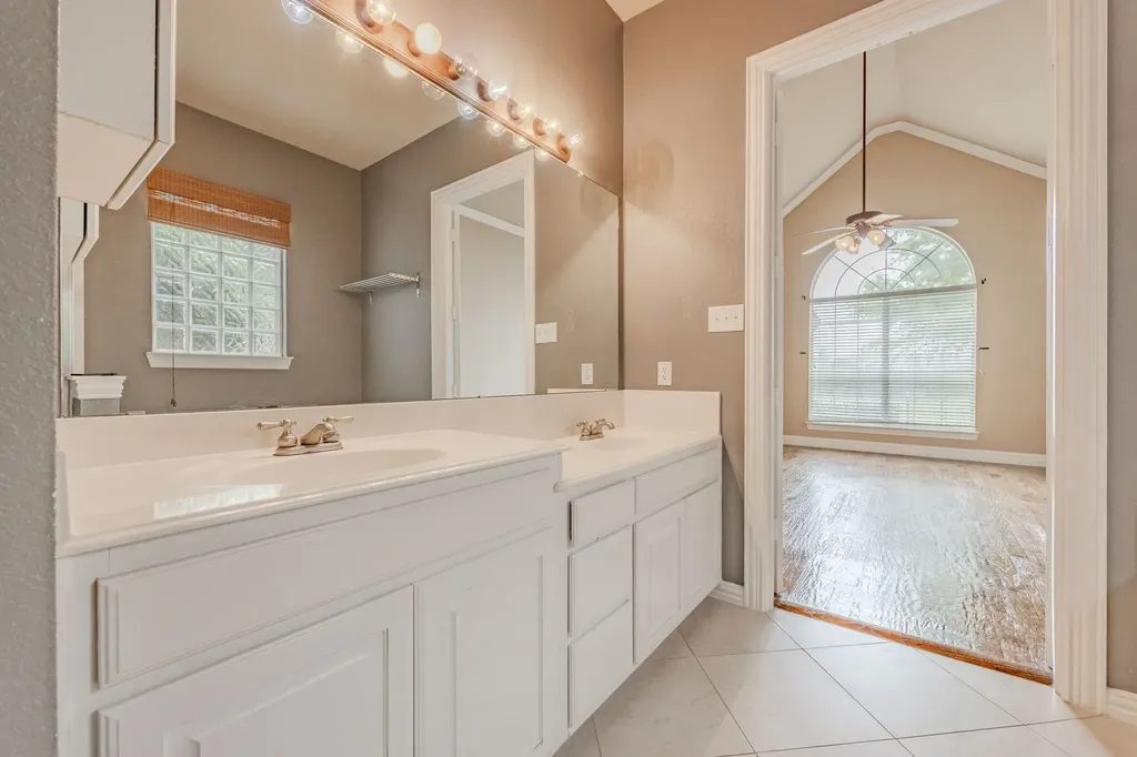 2200 Stone Creek Drive Mckinney TX 75072