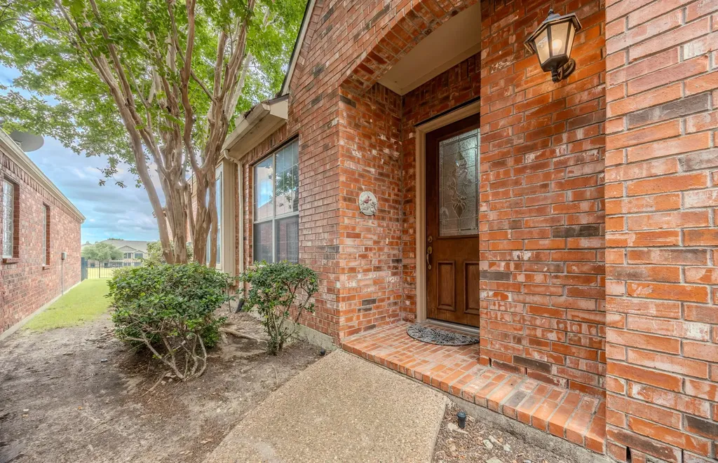 2200 Stone Creek Drive Mckinney TX 75072