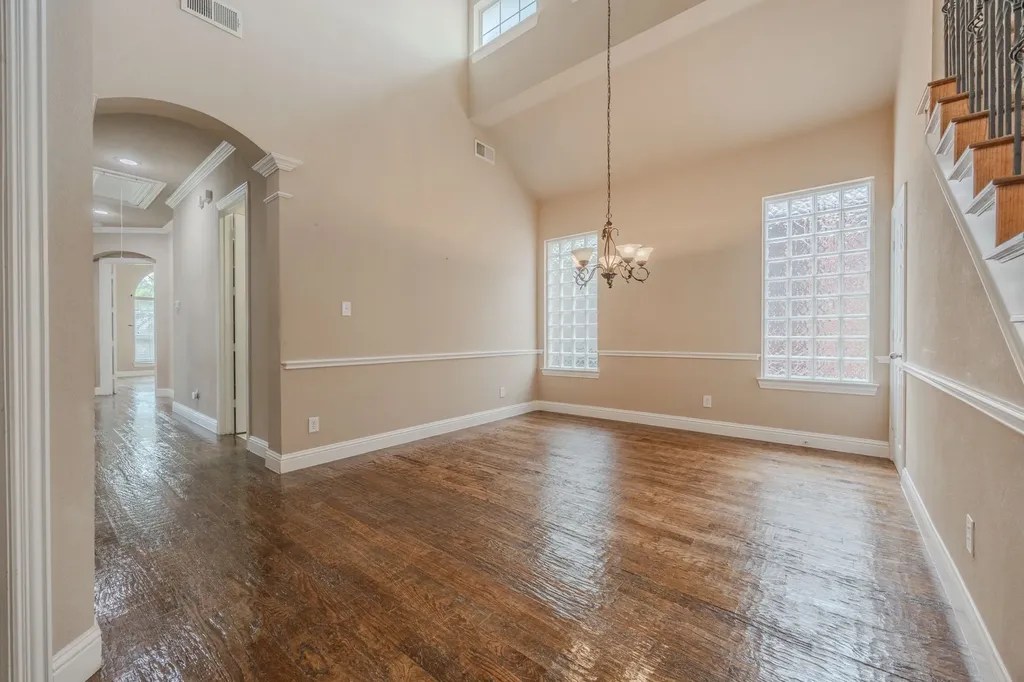 2200 Stone Creek Drive Mckinney TX 75072