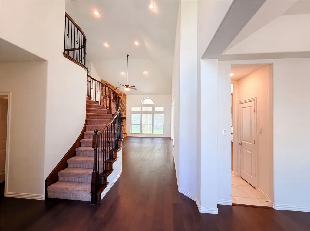 4305 Curlew Lane Garland TX 75043