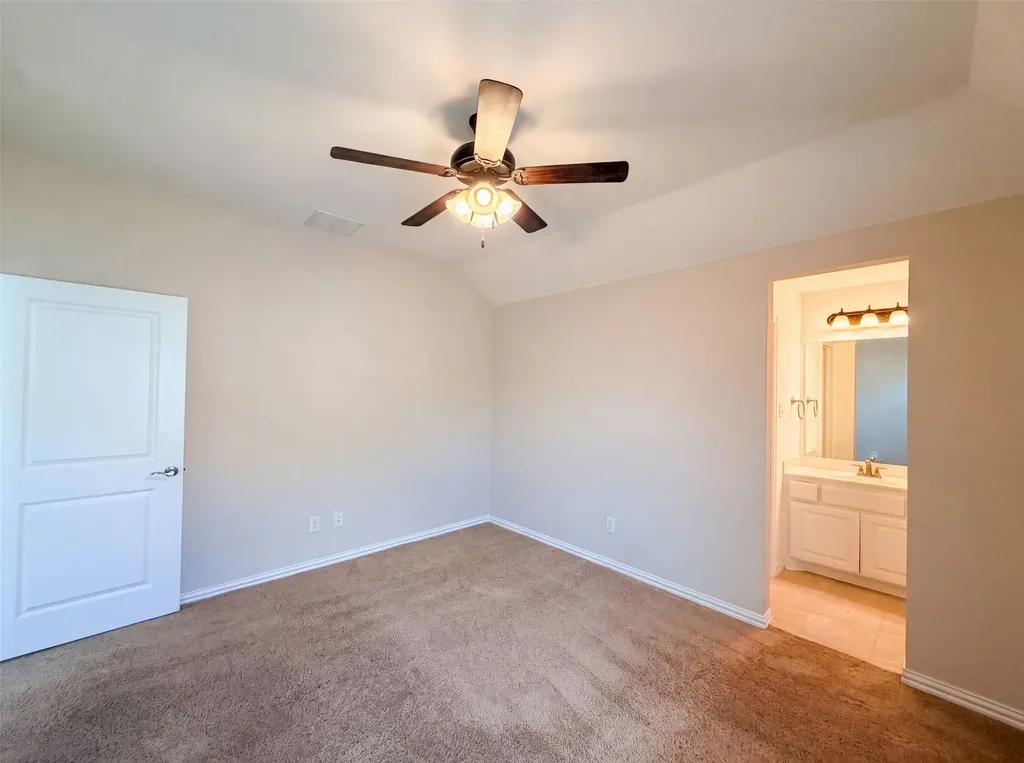 4305 Curlew Lane Garland TX 75043