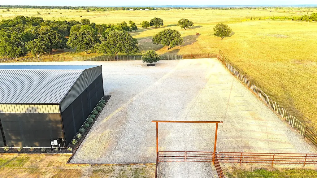 10670 N Highway 281 Perrin TX 76486