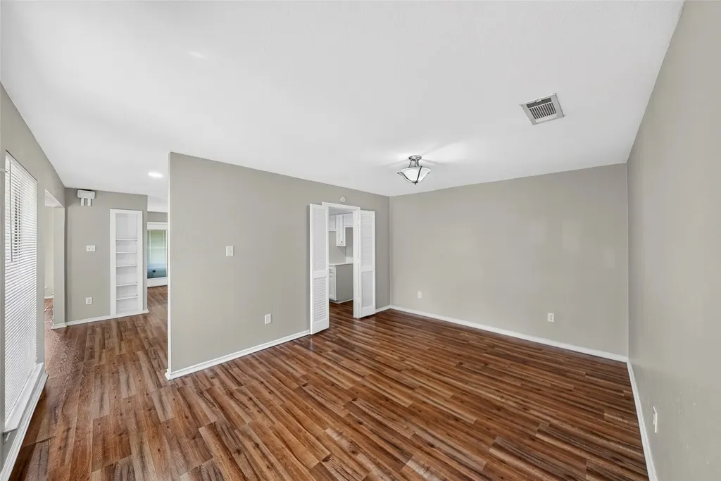 6026 White Rose Trail Dallas TX 75248