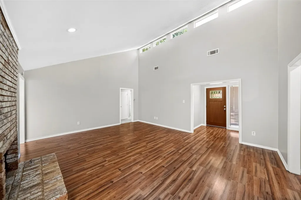 6026 White Rose Trail Dallas TX 75248