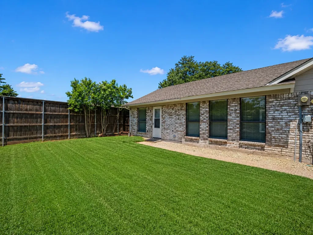 6026 White Rose Trail Dallas TX 75248