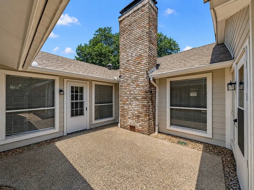 6026 White Rose Trail Dallas TX 75248