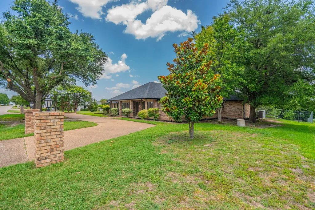 4501 Ridge North Road Fort Worth TX 76126