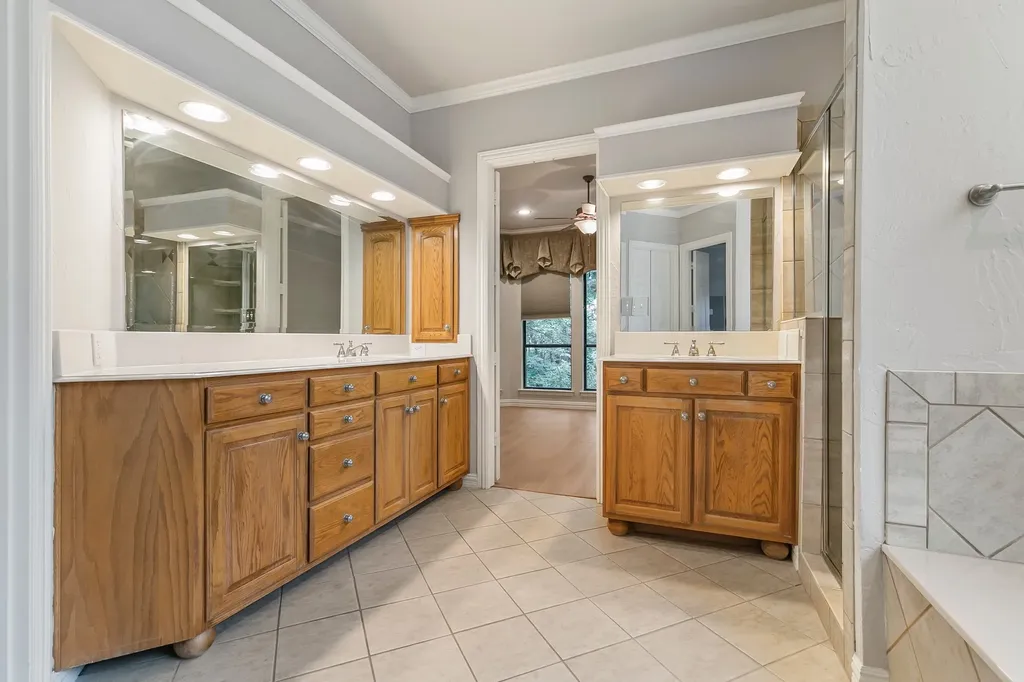 1219 Winding Brook Drive Garland TX 75044