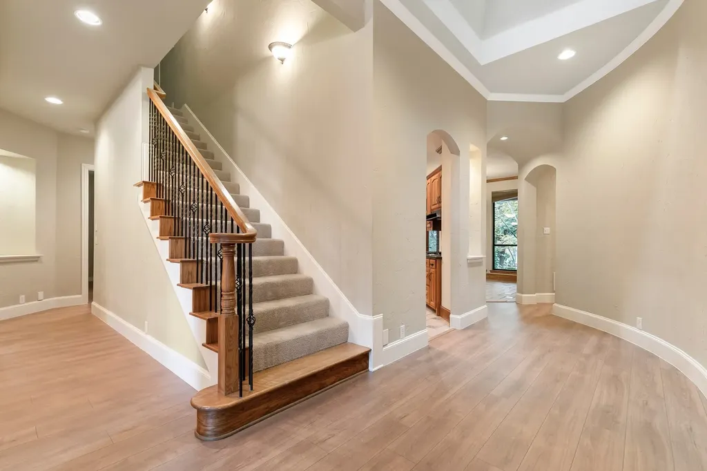 1219 Winding Brook Drive Garland TX 75044