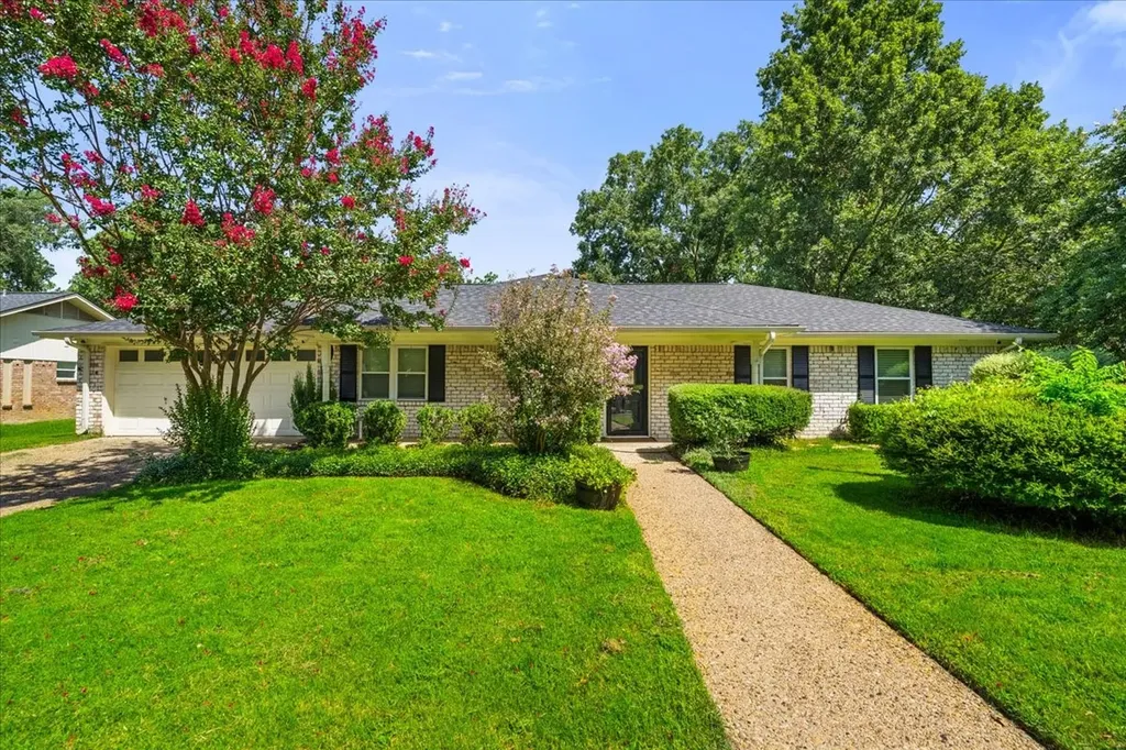 800 Oxford Corsicana TX 75110