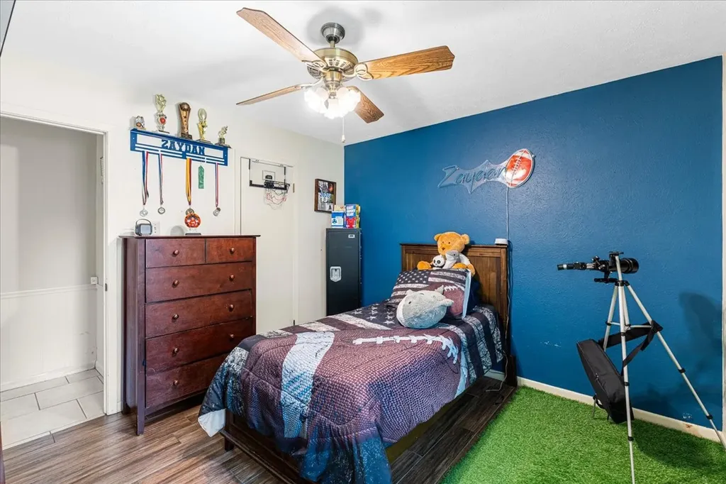 800 Oxford Corsicana TX 75110