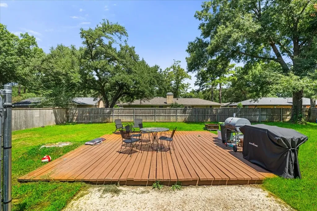 800 Oxford Corsicana TX 75110