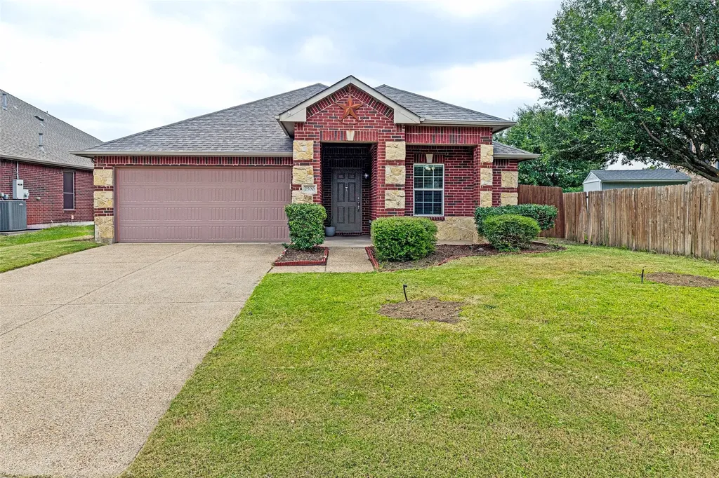 2500 Navasota Drive Little Elm TX 75068