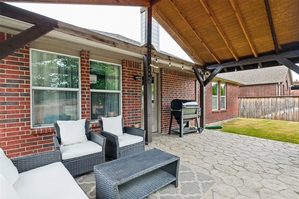 2500 Navasota Drive Little Elm TX 75068