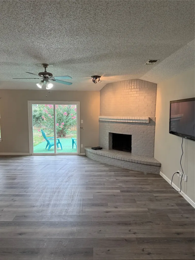 4608 Elm Tree Court Arlington TX 76017