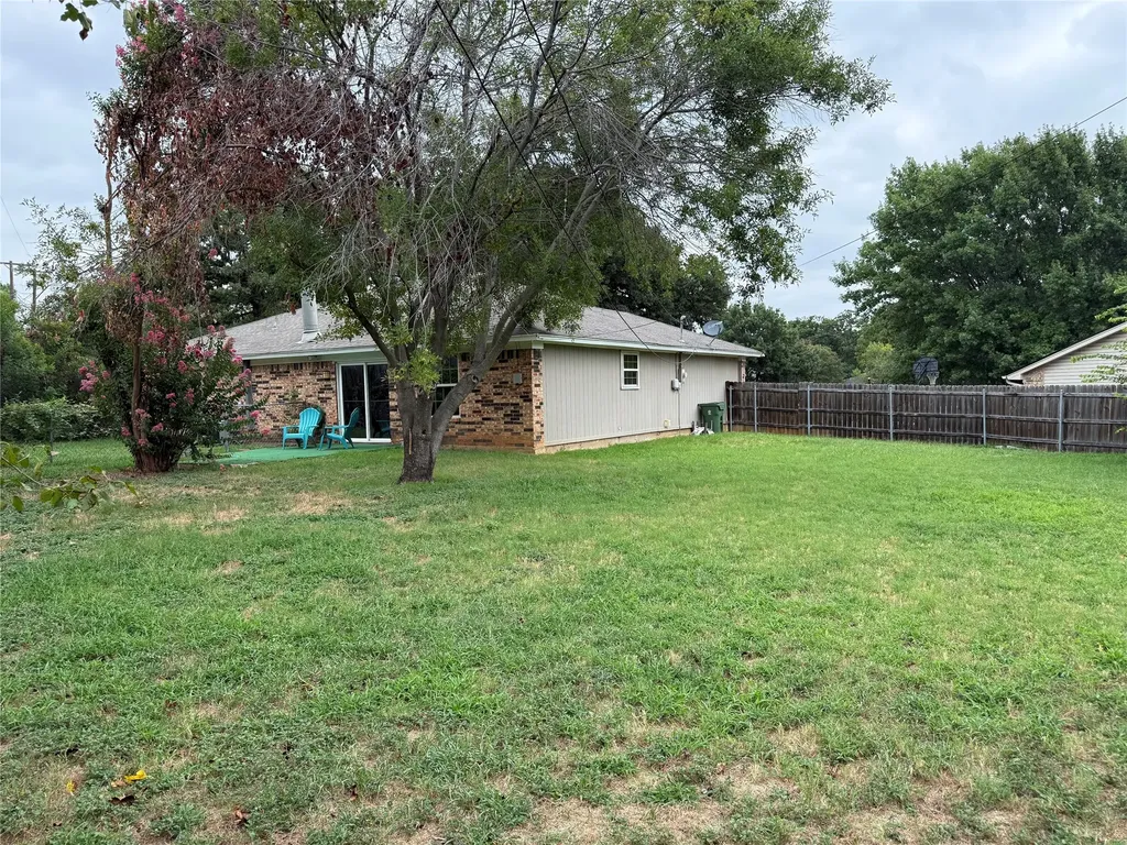 4608 Elm Tree Court Arlington TX 76017
