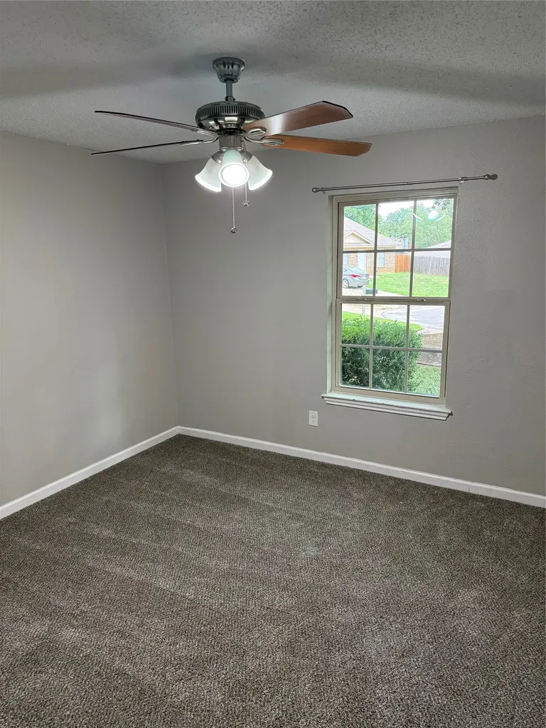 4608 Elm Tree Court Arlington TX 76017