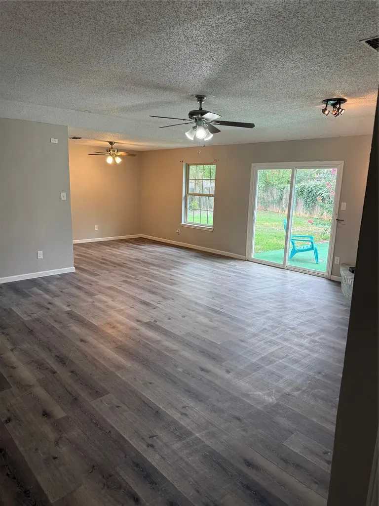 4608 Elm Tree Court Arlington TX 76017