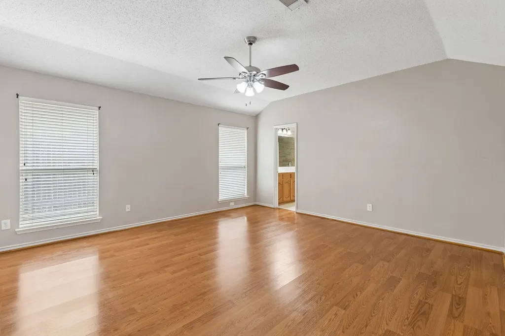 300 Thomas Drive Murphy TX 75094