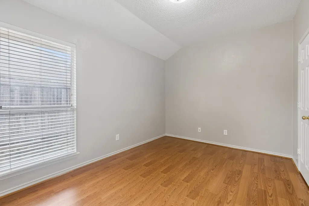 300 Thomas Drive Murphy TX 75094