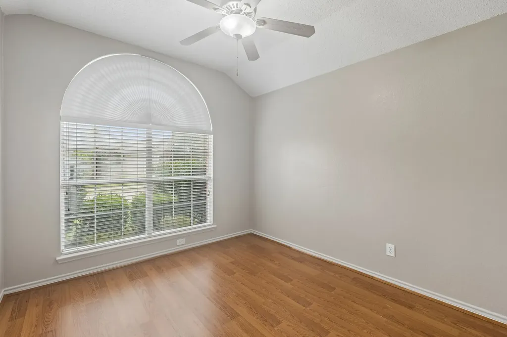 300 Thomas Drive Murphy TX 75094
