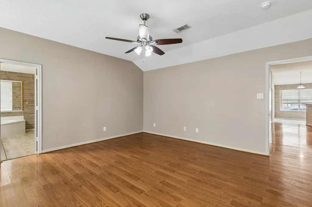 300 Thomas Drive Murphy TX 75094