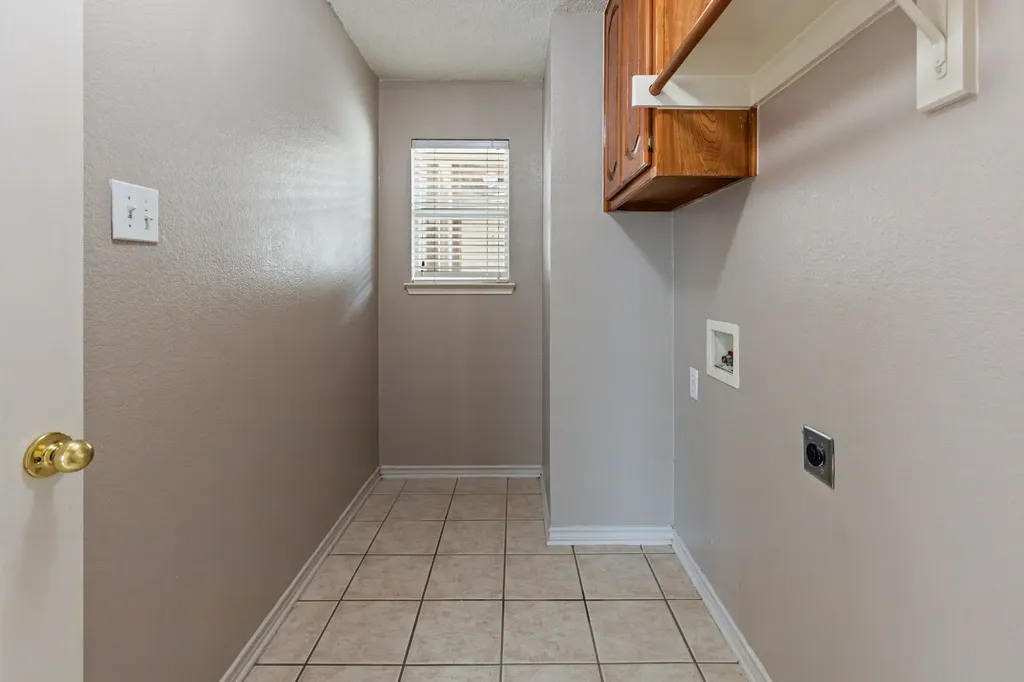 300 Thomas Drive Murphy TX 75094
