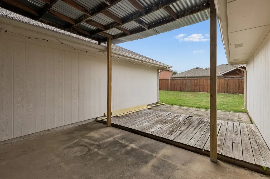 300 Thomas Drive Murphy TX 75094