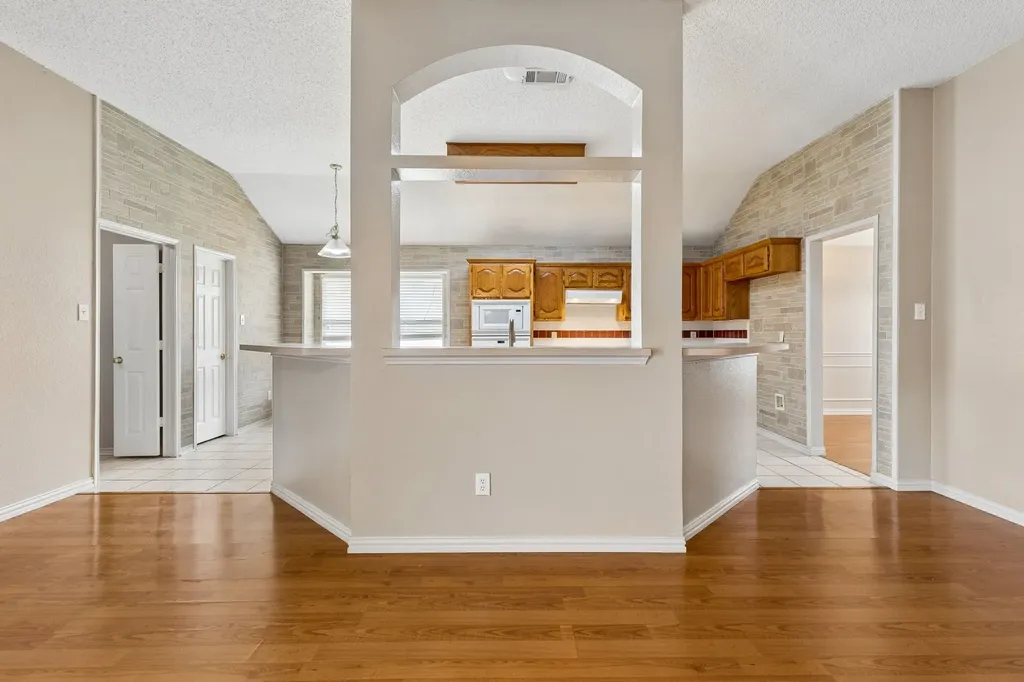 300 Thomas Drive Murphy TX 75094
