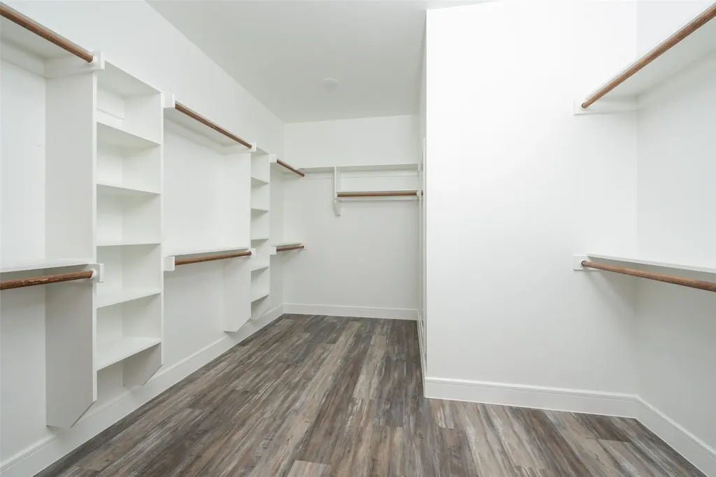 411 W Elm Street Whitewright TX 75491