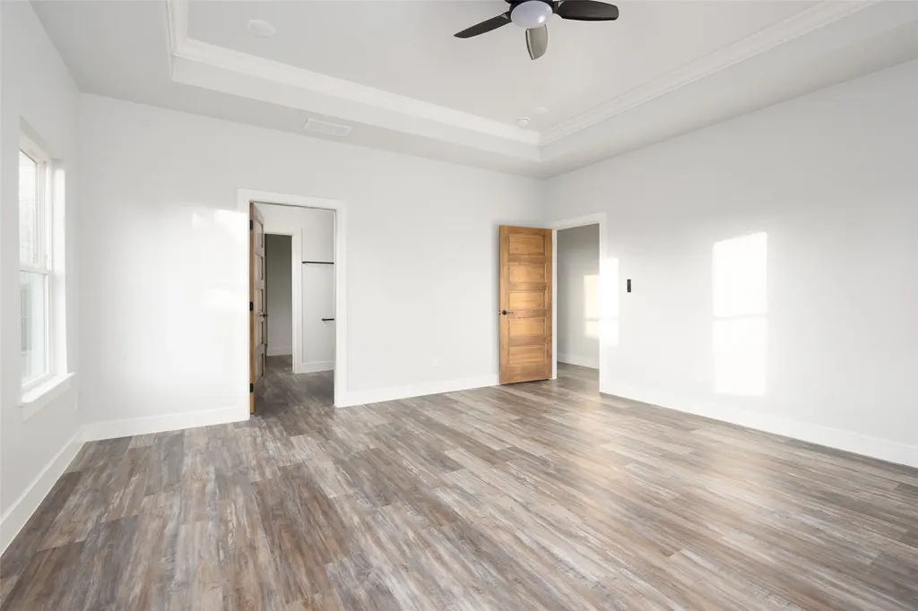 411 W Elm Street Whitewright TX 75491
