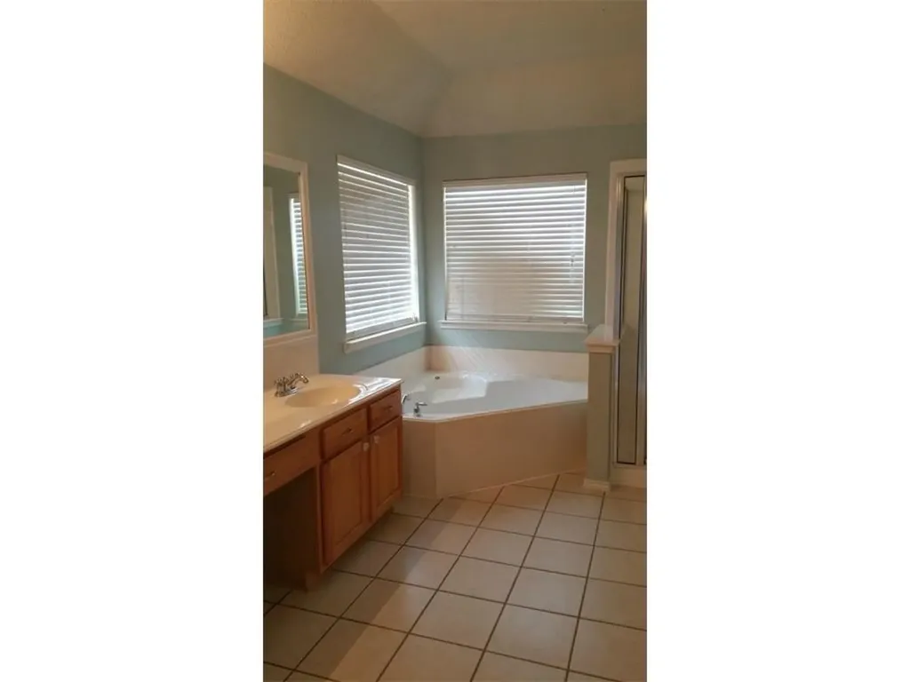9840 Hedge Bell Drive Mckinney TX 75072