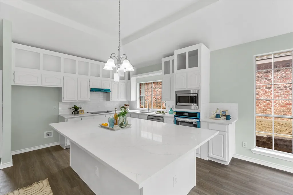 1310 Cannes Drive Carrollton TX 75006