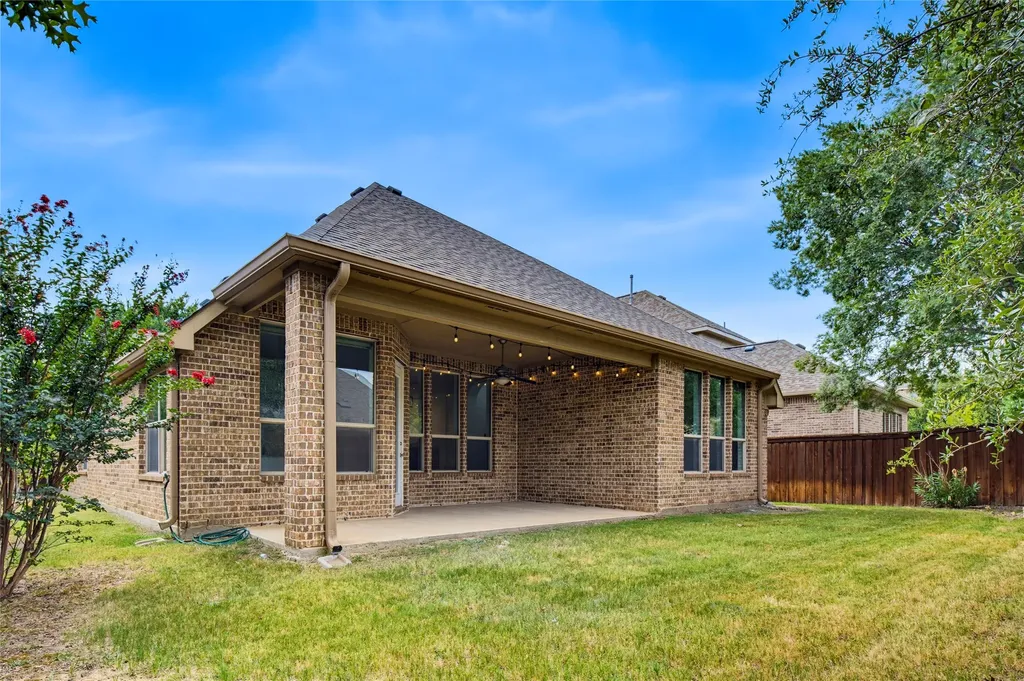 8272 Haltered Horse Lane Frisco TX 75036