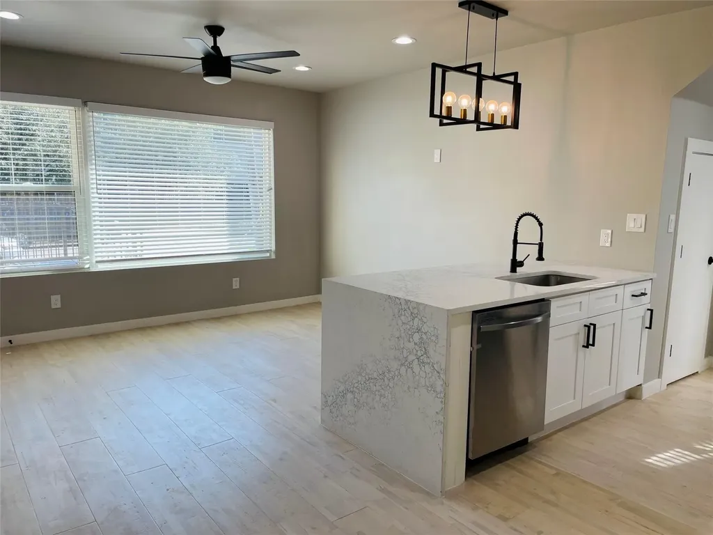 4609 Virginia Avenue Dallas TX 75204