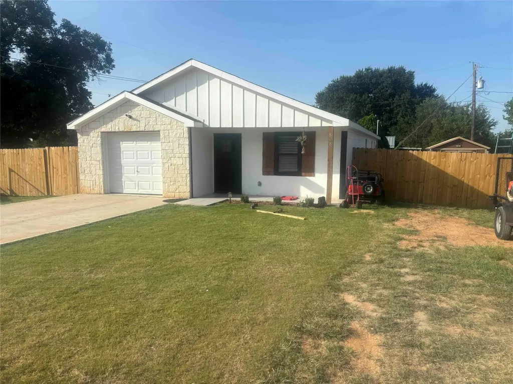 808 Buckboard Drive De Leon TX 76444
