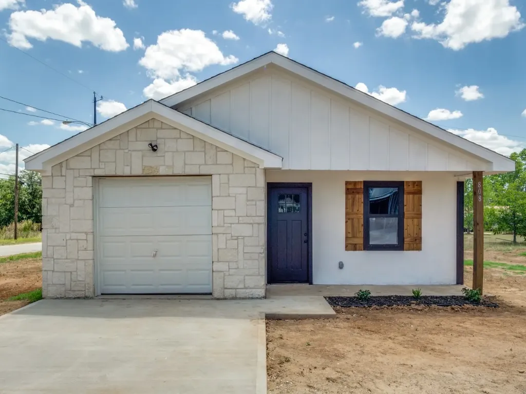 808 Buckboard Drive De Leon TX 76444