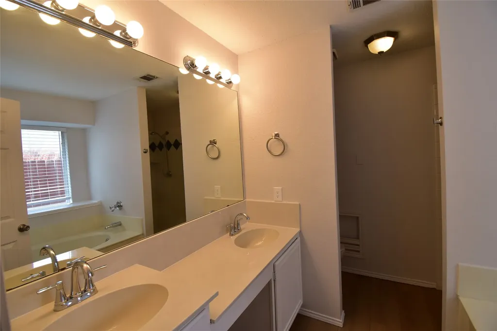 7837 Roundtable Road Frisco TX 75035