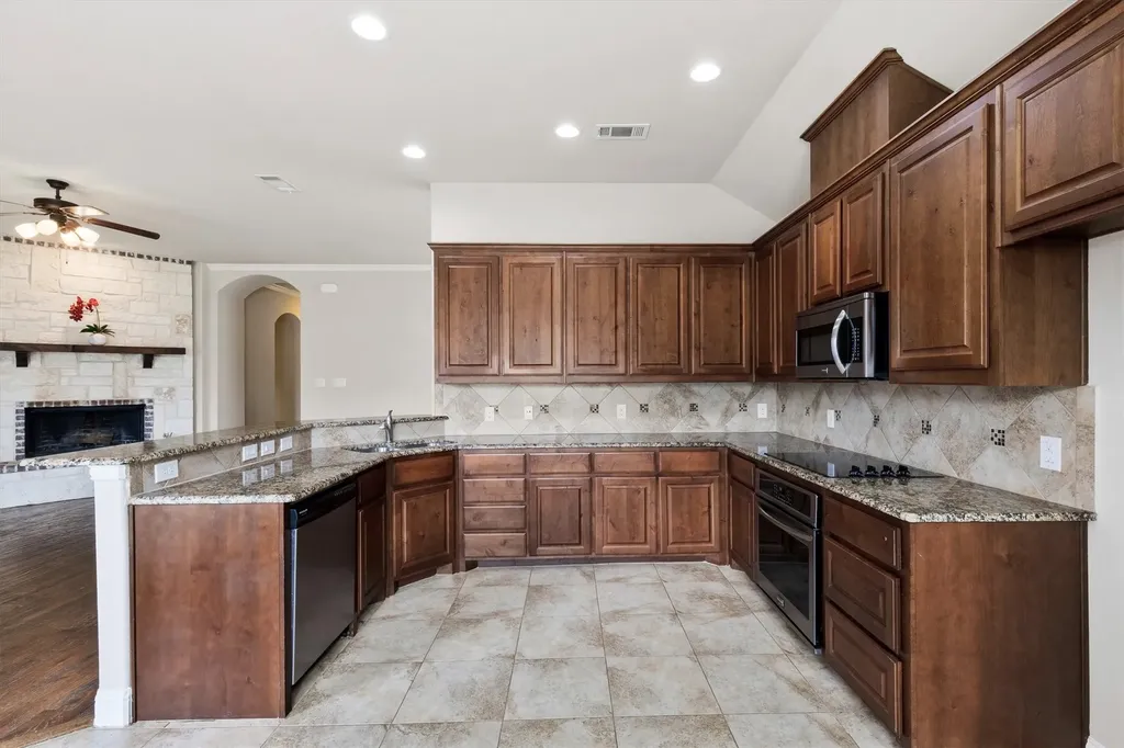 3306 Robin Trail Melissa TX 75454