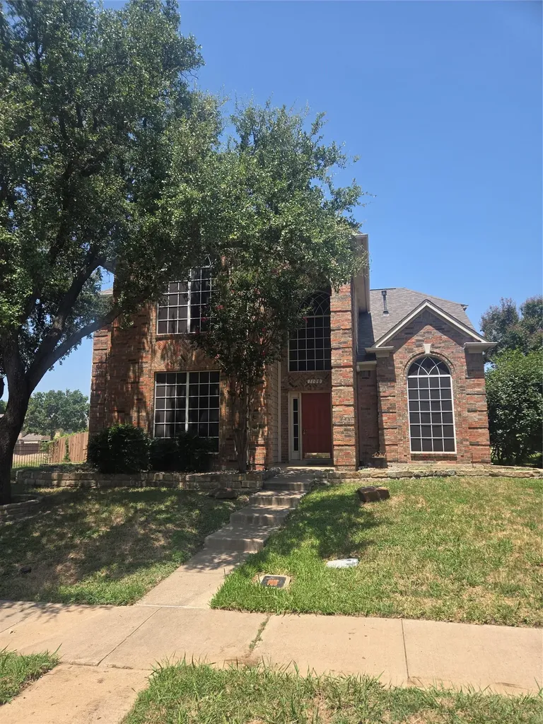 1100 Raleigh Drive Lewisville TX 75077