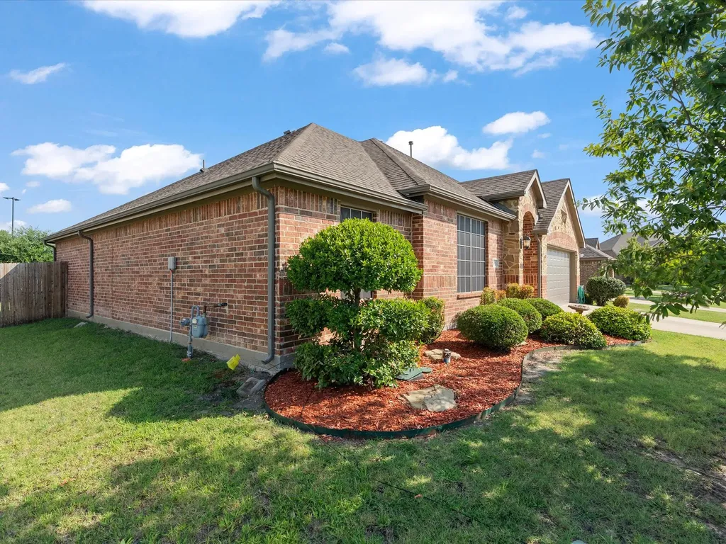 508 Clemson Lane Forney TX 75126