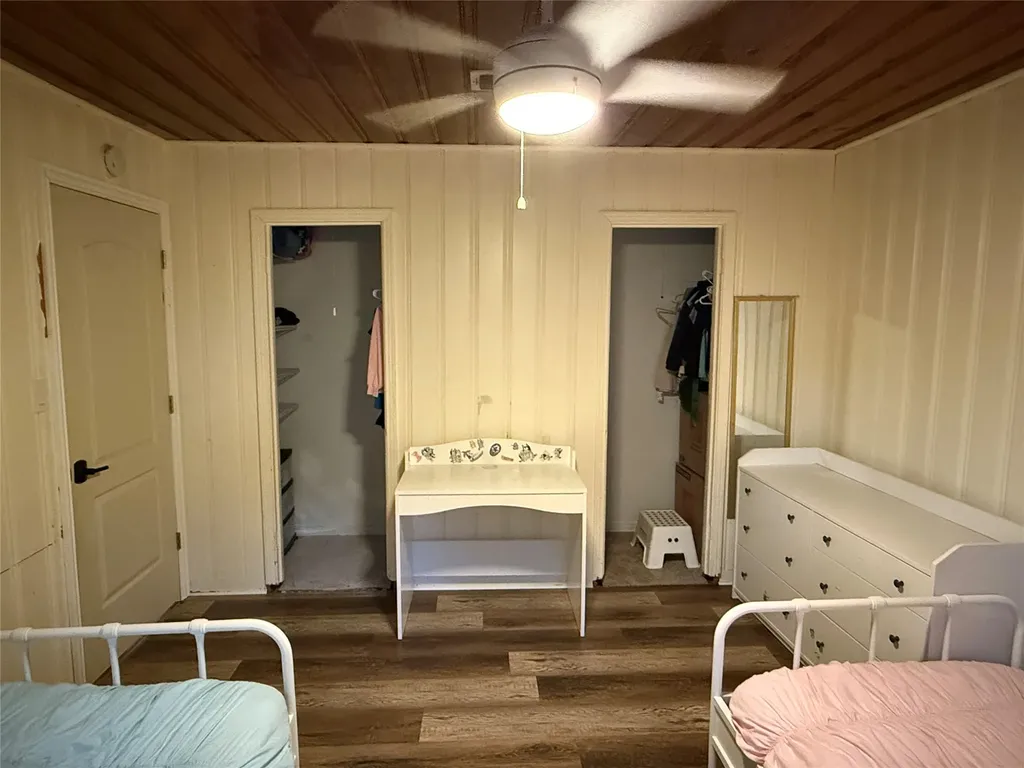 1609 E Thomas Street Sherman TX 75090